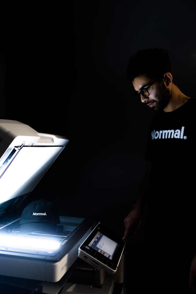 1 Normal photo-copying a Normal hat